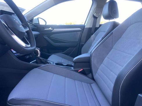 New 2026 Volkswagen Jetta SE image 16