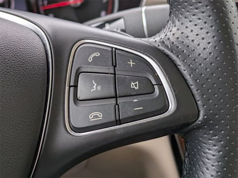 Used 2018 Mercedes-Benz GLC 300 image 38