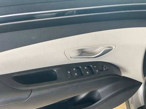 Used 2024 Hyundai Tucson SEL FWD image 12