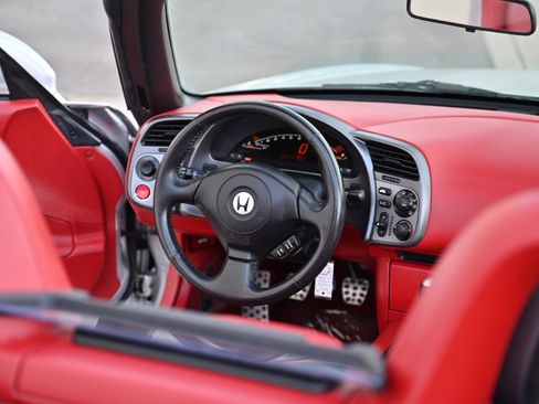 Used 2003 Honda S2000 image 21