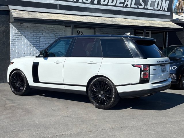 Used 2019 Land Rover Range Rover Supercharged AWD/4WD image 19