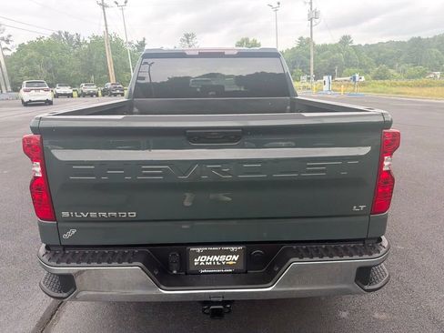 Used 2025 Chevrolet Silverado 1500 LT AWD/4WD image 9