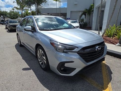 Used 2023 Subaru Legacy Limited image 2