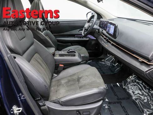 Used 2024 Nissan Ariya FWD image 26