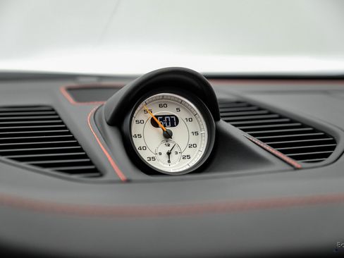Used 2019 Porsche 911 GT2 RS RWD image 89