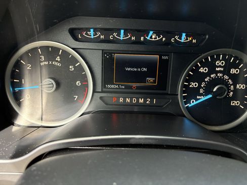 Used 2017 Ford F150 XLT w/ Equipment Group 302A Luxury RWD image 15