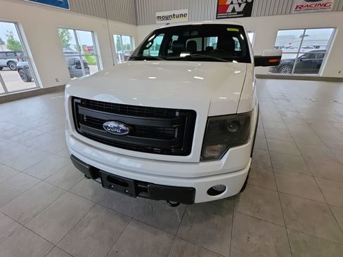Used 2014 Ford F150 FX4 w/ Equipment Group 402A Luxury AWD/4WD image 3