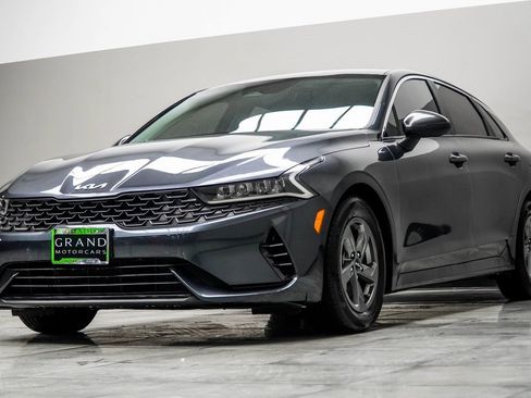 Used 2022 Kia K5 LXS image 8