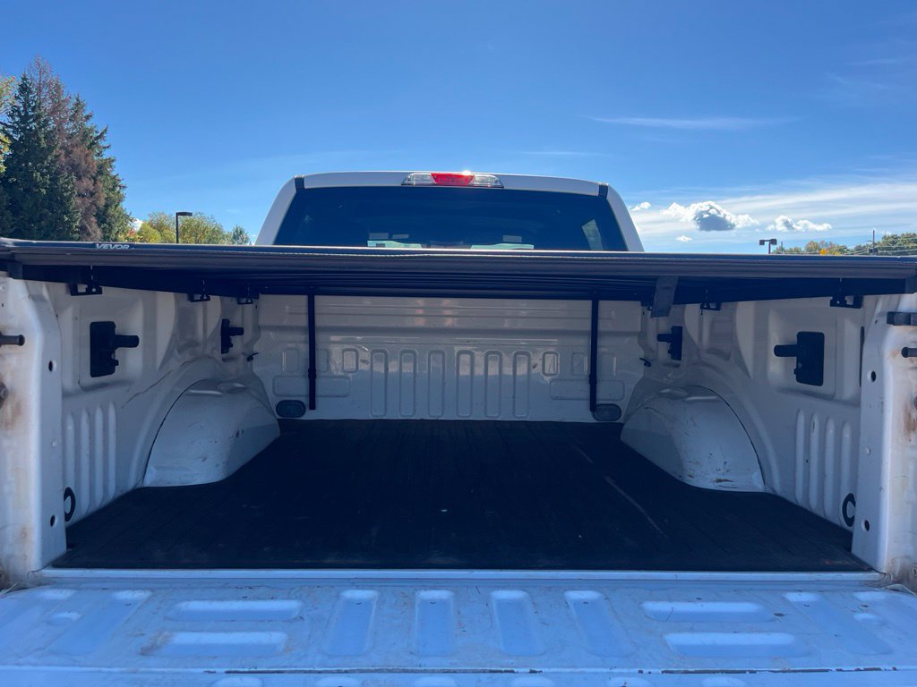 Used 2015 Ford F150 XLT w/ Equipment Group 301A Mid AWD/4WD image 9