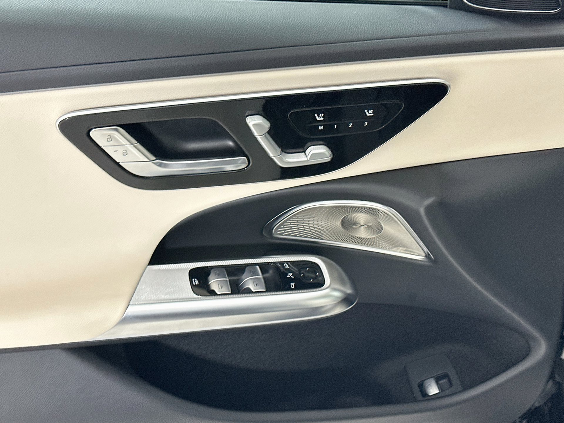 Used 2026 Mercedes-Benz E 350 Sedan image 19