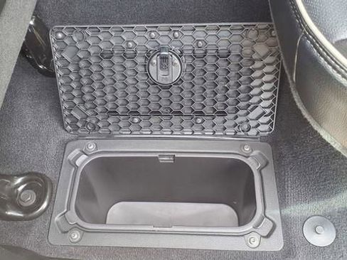 Used 2024 RAM 2500 Laramie w/ Safety Group image 21