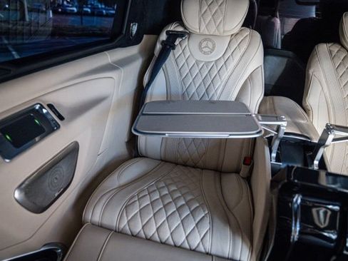 Used 2017 Mercedes-Benz Metris Passenger image 52