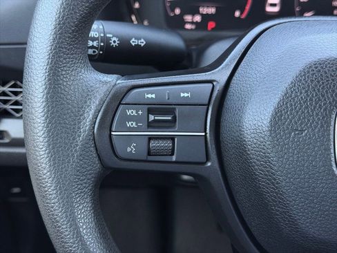 Used 2024 Honda Accord EX image 6