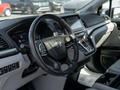 Used 2023 Honda Odyssey Touring image 19