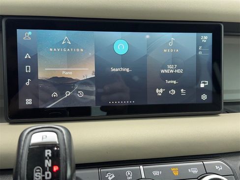 Used 2022 Land Rover Defender 110 SE image 27