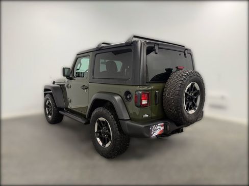 Used 2023 Jeep Wrangler Sport S image 6