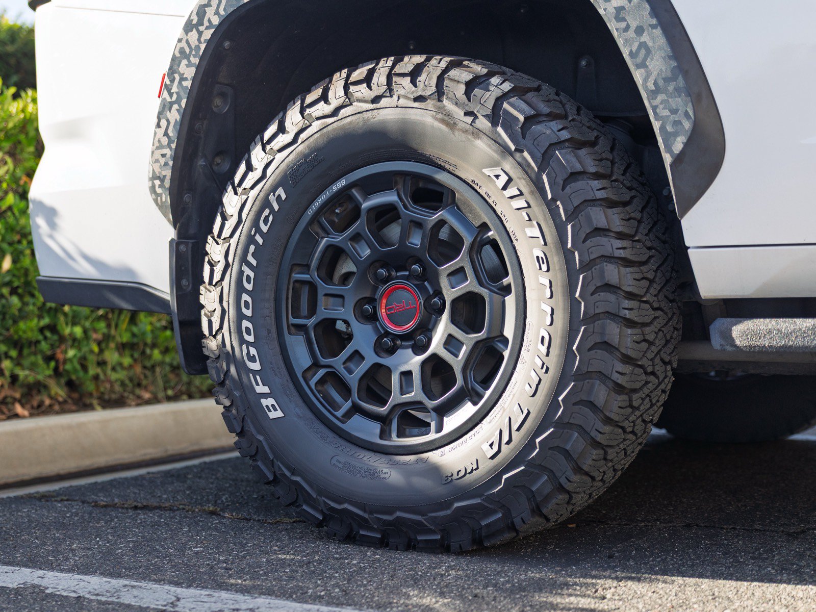 Used 2023 Toyota Sequoia TRD Pro AWD/4WD image 31