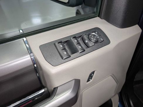Used 2020 Ford F150 XLT w/ Equipment Group 302A Luxury AWD/4WD image 40