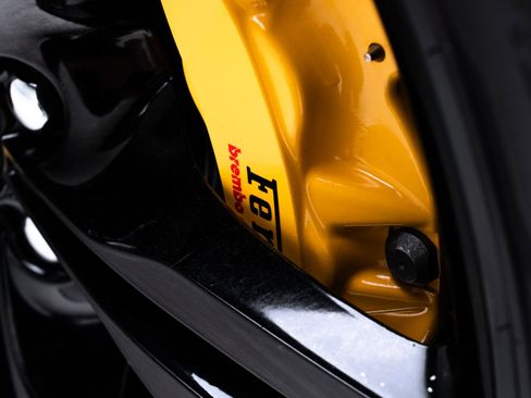 Used 2019 Ferrari Portofino image 24