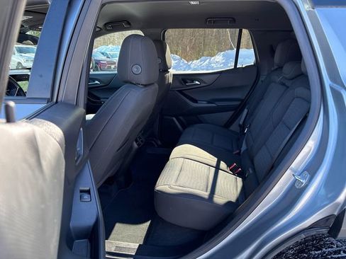 Used 2025 Chevrolet Equinox LT image 17