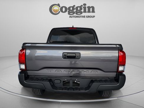 Used 2019 Toyota Tacoma SR RWD image 4