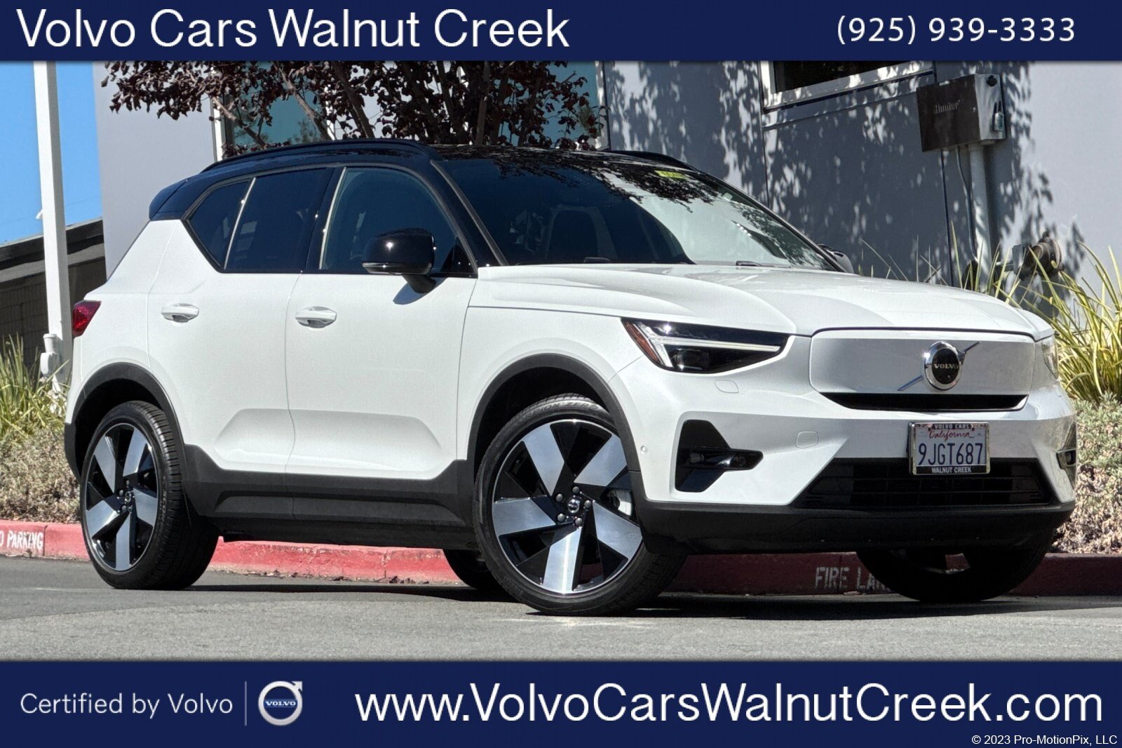 Certified 2023 Volvo XC40 Recharge Ultimate w/ Protection Package Premier AWD/4WD image 1