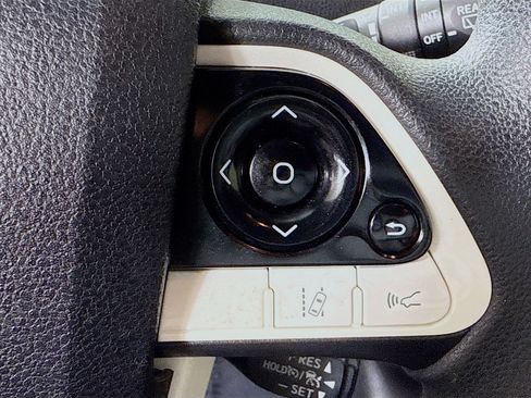 Used 2018 Toyota Prius Two w/ Prius Two Safety Plus Package image 15