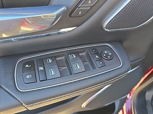 Used 2024 RAM 1500 Laramie image 8