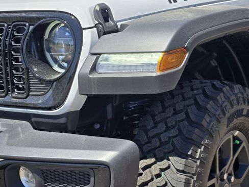 New 2026 Jeep Wrangler Sport AWD/4WD image 5