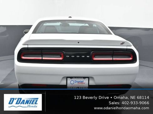 Used 2022 Dodge Challenger GT AWD/4WD image 5