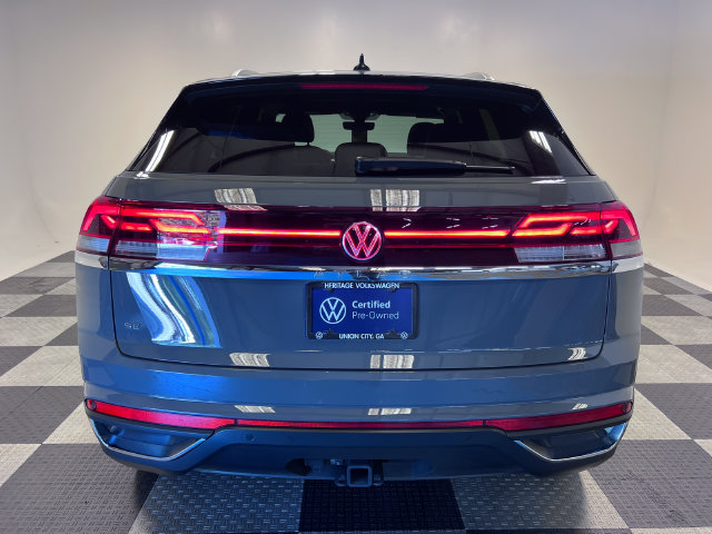 Certified 2026 Volkswagen Atlas Cross Sport SE w/ Panoramic Sunroof Package FWD image 4