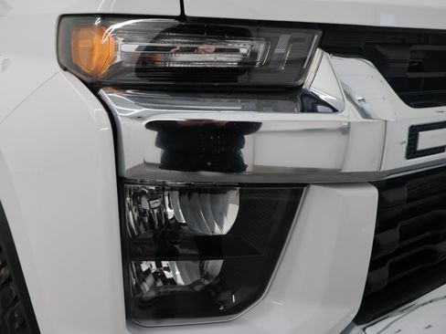 Used 2023 Chevrolet Silverado 2500 LT w/ Convenience Package AWD/4WD image 18