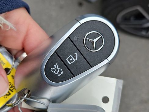 Used 2024 Mercedes-Benz GLC 300 4MATIC w/ AMG Line image 41