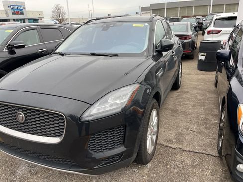 Used 2019 Jaguar E-PACE S image 5