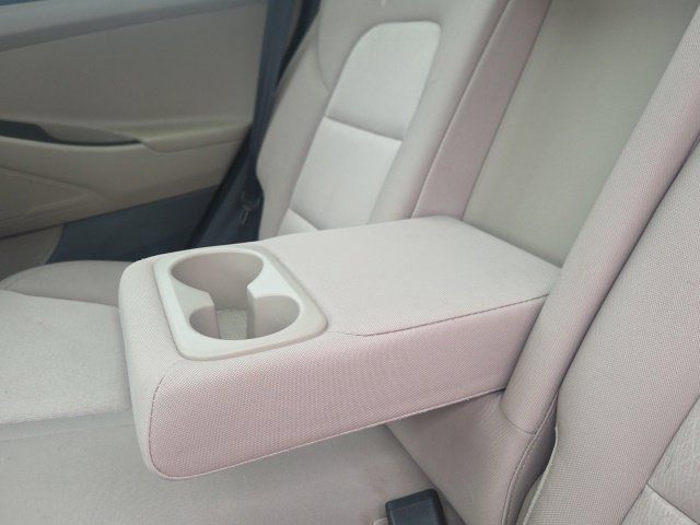 Used 2018 Hyundai Tucson Value FWD image 16
