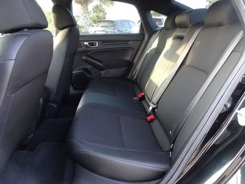 Certified 2025 Honda Civic Sport image 9