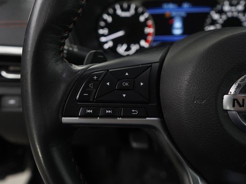 Used 2022 Nissan Altima 2.5 SR w/ Midnight Edition Package image 16