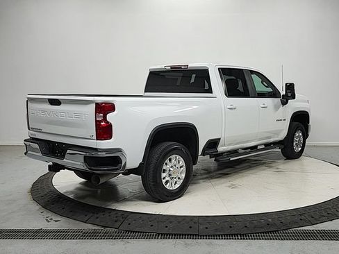 Used 2025 Chevrolet Silverado 2500 LT AWD/4WD image 7