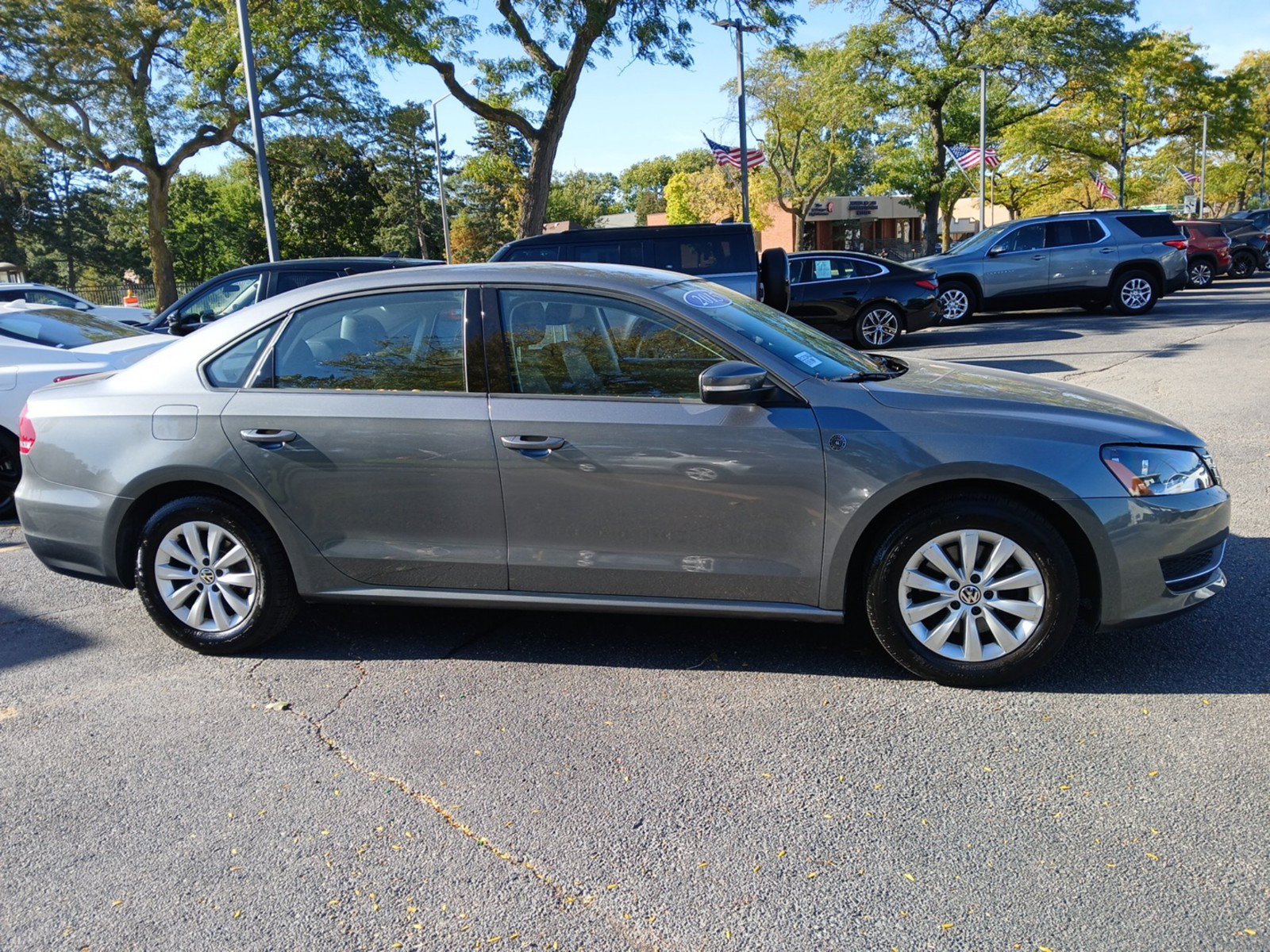 Used 2015 Volkswagen Passat 1.8T Wolfsburg Edition FWD image 3