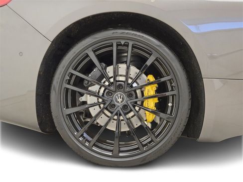Used 2024 Maserati GranTurismo Trofeo image 7