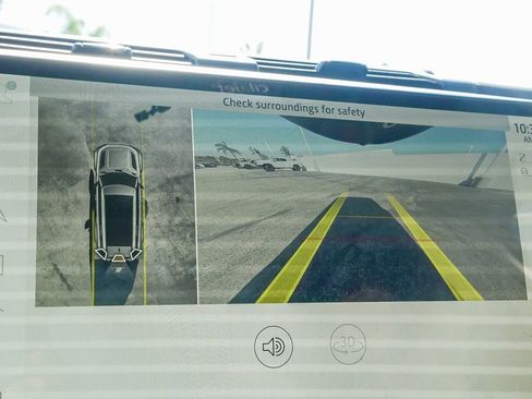 Used 2023 Land Rover Defender 130 S image 24