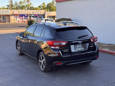 Used 2022 Subaru Impreza 2.0i Premium w/ Popular Package #2 AWD/4WD image 4