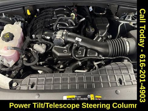 Used 2024 Jeep Grand Cherokee L Limited w/ Luxury Tech Group II image 6