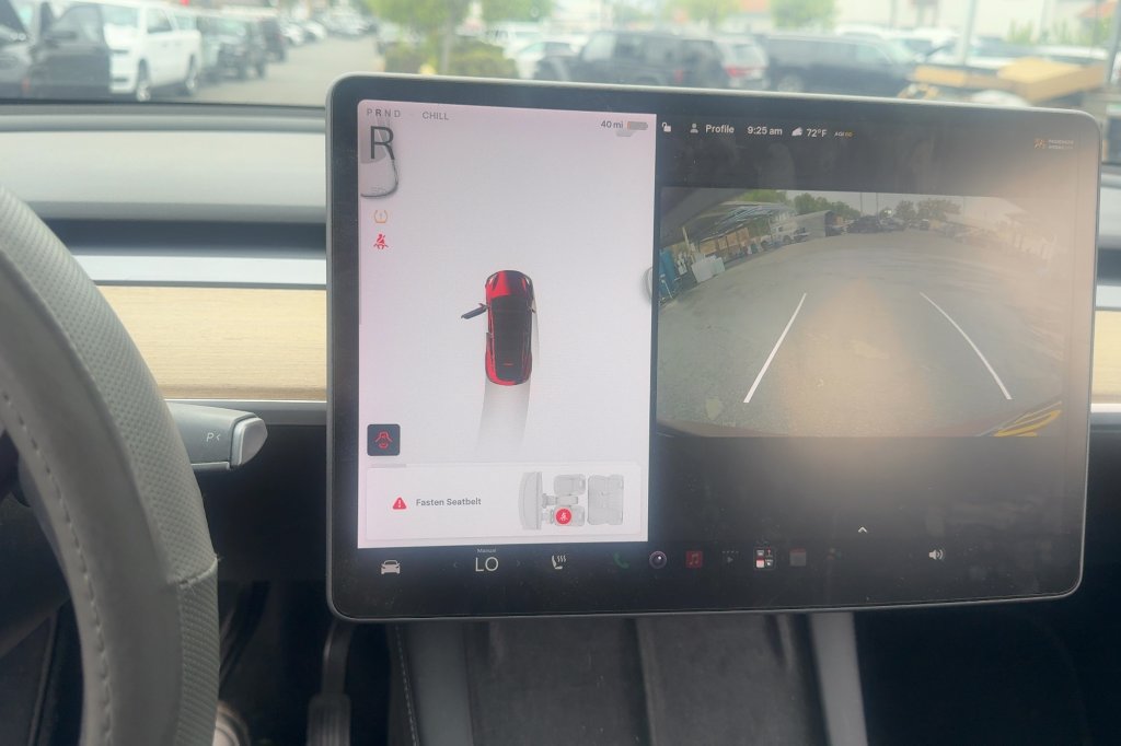 Used 2021 Tesla Model Y Long Range AWD/4WD image 17