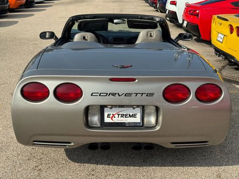 Used 2000 Chevrolet Corvette Convertible w/ Memory Pkg image 3