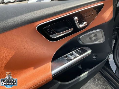 Used 2022 Mercedes-Benz C 300 Sedan w/ Exclusive Trim Package image 24