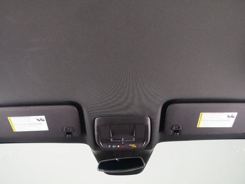 Used 2024 Chevrolet Blazer EV LT AWD/4WD image 69