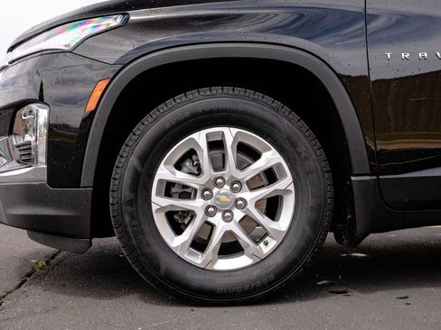 Certified 2024 Chevrolet Traverse LS AWD/4WD image 10