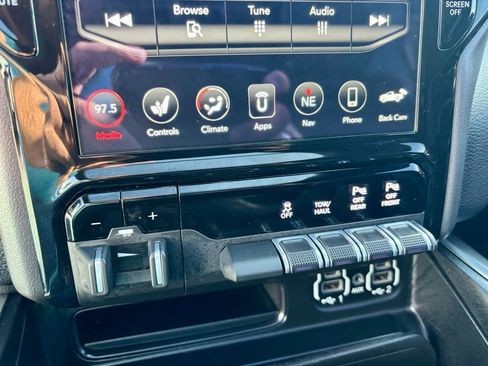 Used 2021 RAM 1500 Laramie w/ Sport Appearance Package image 23