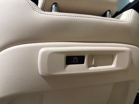Used 2021 BMW X5 xDrive40i w/ M Sport Package AWD/4WD image 34